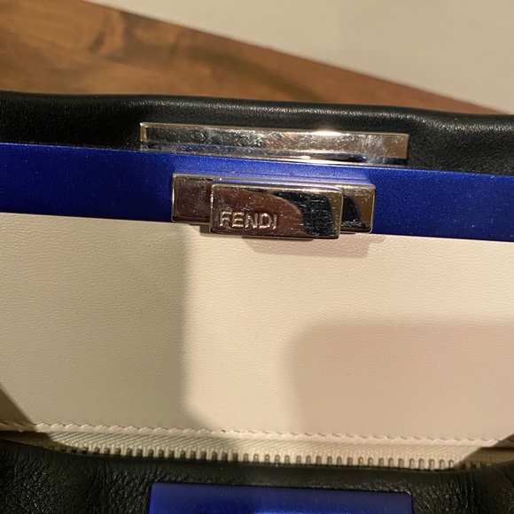 Fendi peekaboo x-tote - Picture 5 of 9